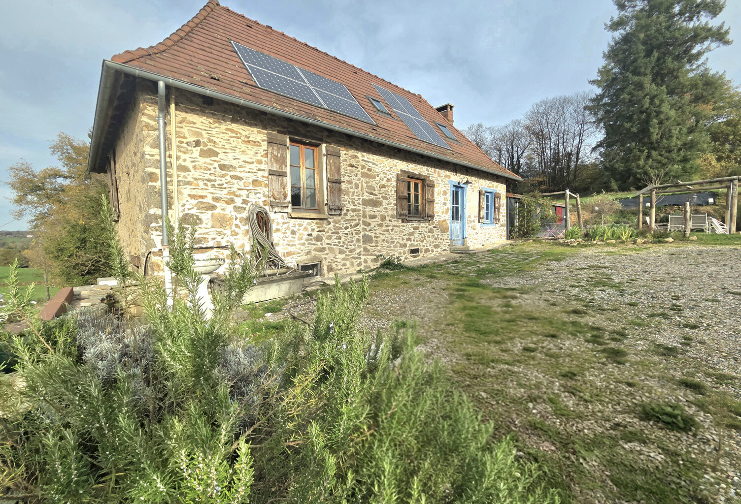 Maison en Pierre avec Terrain — photo 1