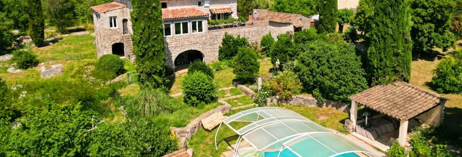 Maison 8 Pièces 204 m² à vendre à Ruoms (07120)