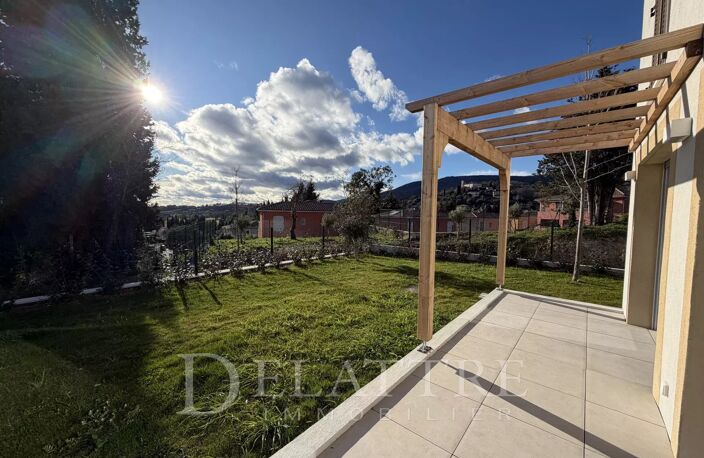MAISON NEUVE  AU COEUR D'OPIO — photo 3