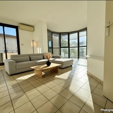 Appartement 3 pièces 246000 €