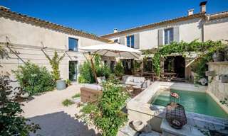 Maison 7 Pièces 252 m² à vendre à Mollégès (13940)