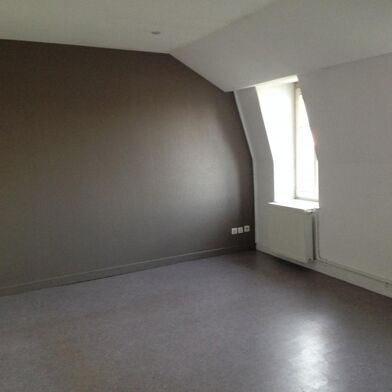 Appartement 3 pièces 650 €