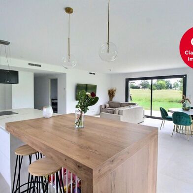 Maison 5 pièces 1080 €