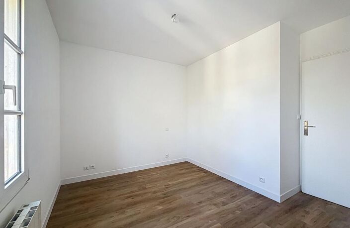 Appartement type 2 à vendre la rochelle centre ville face au parc avec terrasse 19 m² — photo 5
