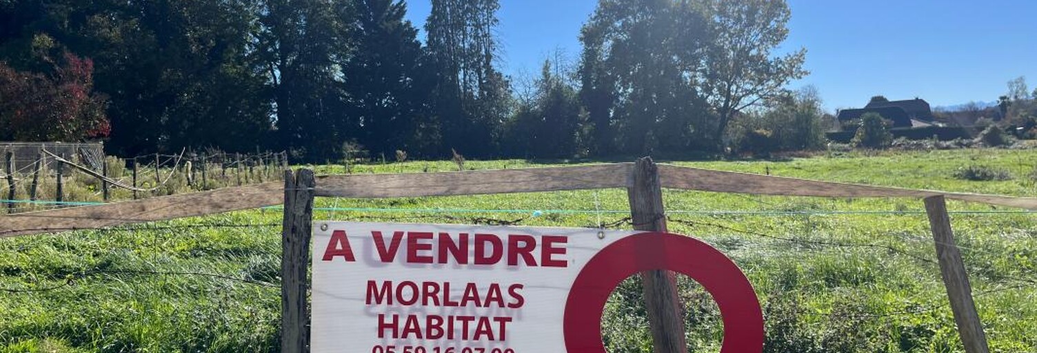 Terrain  1400 m² à vendre à Morlaàs (64160)