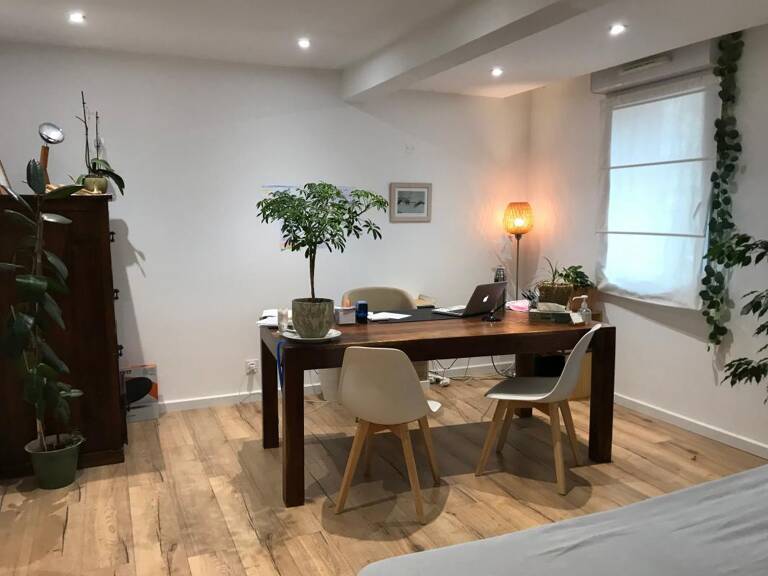 Appartement À Vendre — photo 1