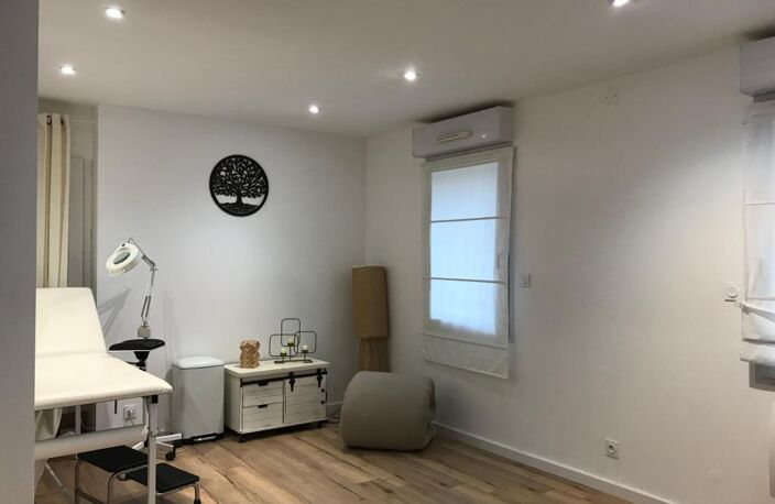 Appartement À Vendre — photo 2
