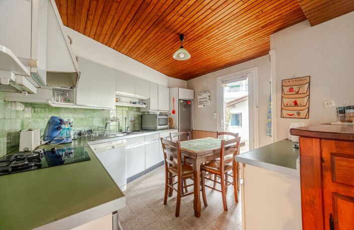 Anglet Maison avec jardin, 4 chambres + logement T2 indépendant — photo 4