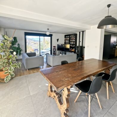 Maison 6 pièces 443000 €