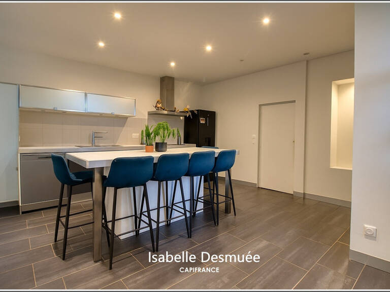 Maison familiale 4 chambres avec cour et stationnement – Proche gare – Tullins — photo 1