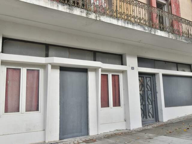 Immeuble à vendre FUMEL (47) — photo du bien