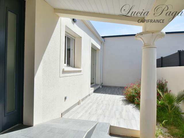 Maison de plain-pied rénovée à vendre 3 pièces ABEILHAN (34) — photo du bien