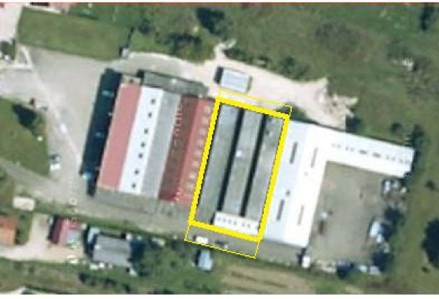 Dpt Yonne (89), à vendre Entrepôts pour stockage ou artisan ou activité professionnelle et commerciale — photo 1