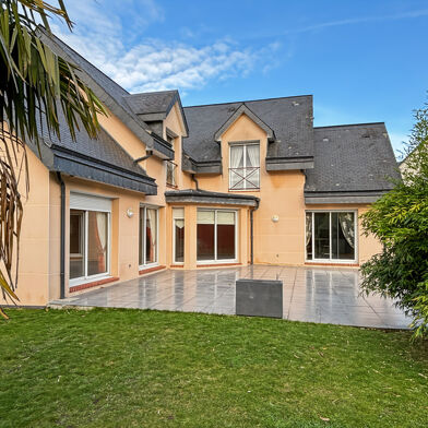 Maison 7 pièces 725000 €