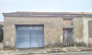 Garage  44 m² à vendre à Saint-Estèphe (33180)