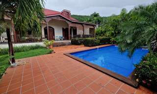 Maison 8 Pièces 340 m² à vendre à Deshaies (97126)