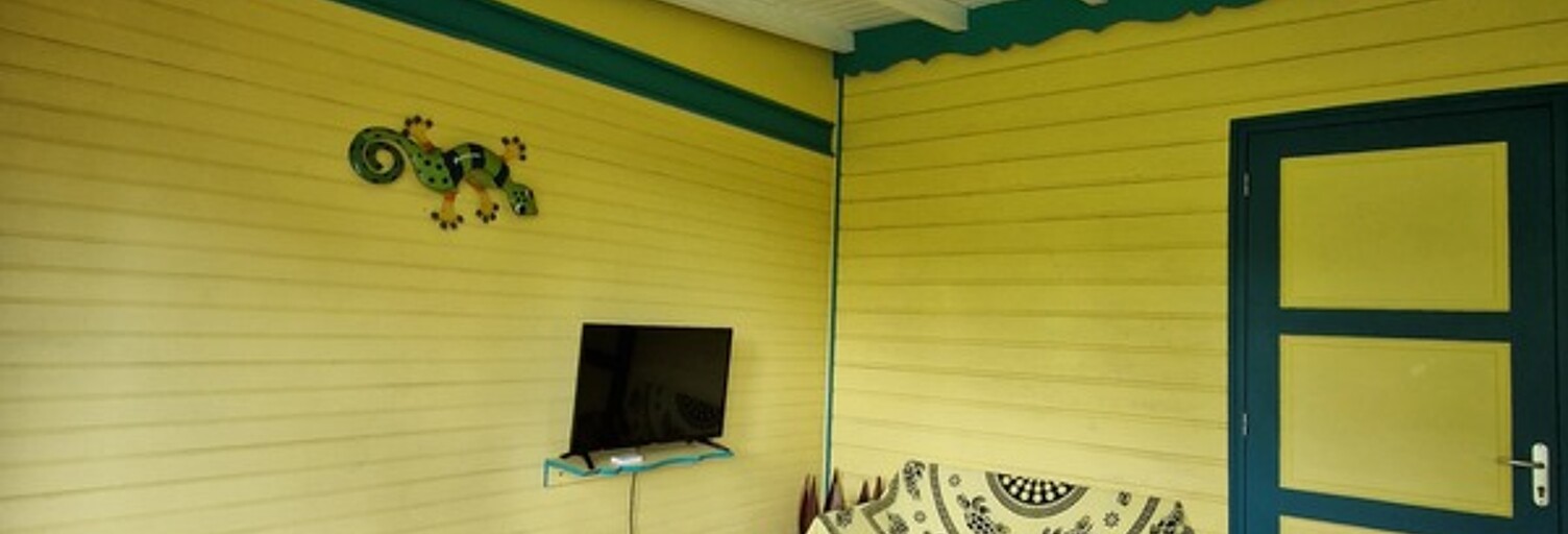 Maison 8 Pièces 340 m² à vendre à Deshaies (97126)