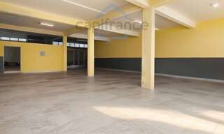 Immeuble  330 m² à vendre à Saint-Benoît (97470)