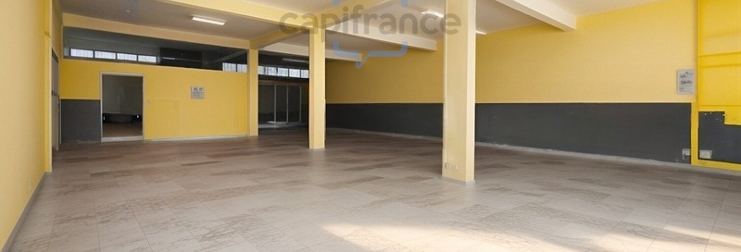 Immeuble  330 m² à vendre à Saint-Benoît (97470)