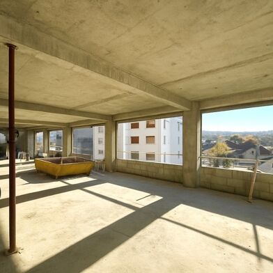 Appartement 3 pièces 309600 €