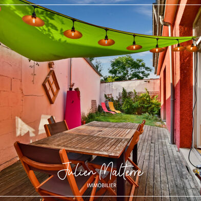 Appartement 11 pièces 470000 €