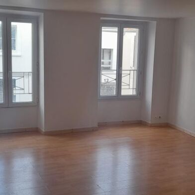 Appartement 1 pièces 745 €