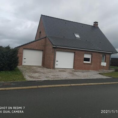 Maison 5 pièces 915 €