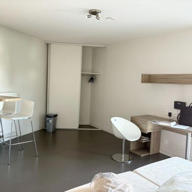 Appartement 2 pièces 76000 €