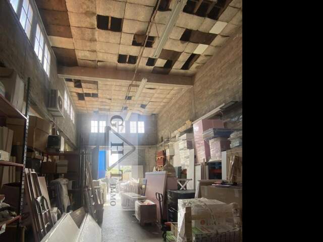 Local d'activités 800m2 à vendre Montreuil — photo du bien
