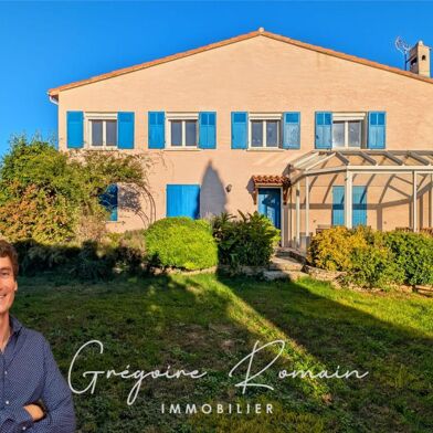 Maison 6 pièces 1700 €