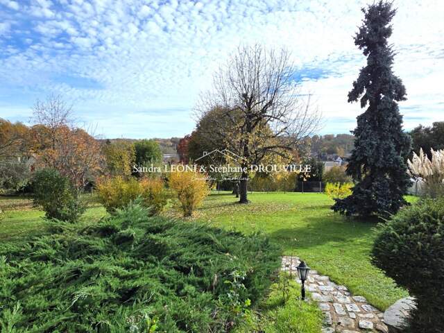 MAINTENON - JOUY - RAVISSANTE Maison de 129 m²  4 pièces — photo du bien