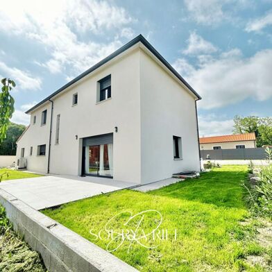 Maison 5 pièces 330000 €