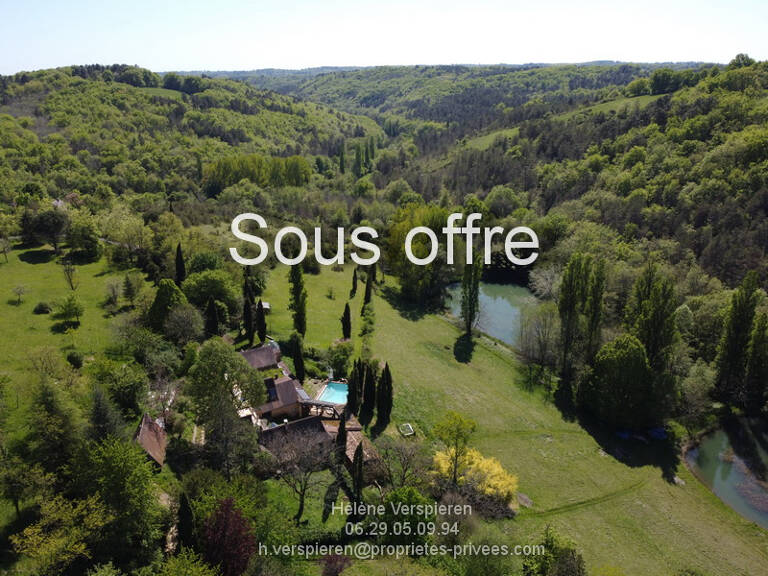 Propriété deux maisons 19ha de terrain — photo 1