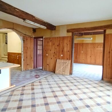 Maison 14 pièces 163000 €