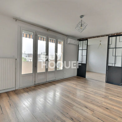 Appartement 4 pièces 210000 €