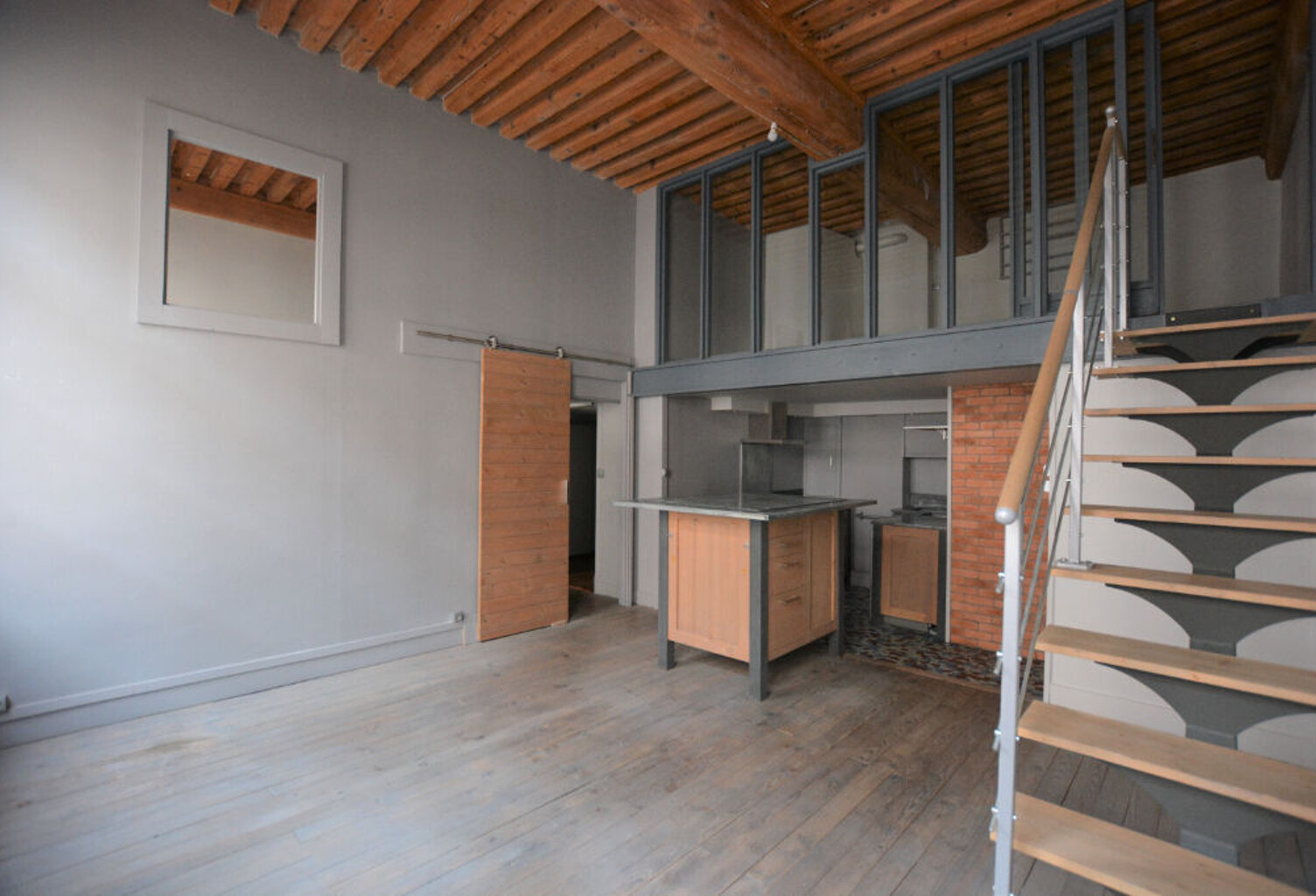 LYON 4  CROIX ROUSSE  - T3 de 74m² — photo 1