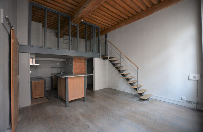 LYON 4  CROIX ROUSSE  - T3 de 74m² — photo 2