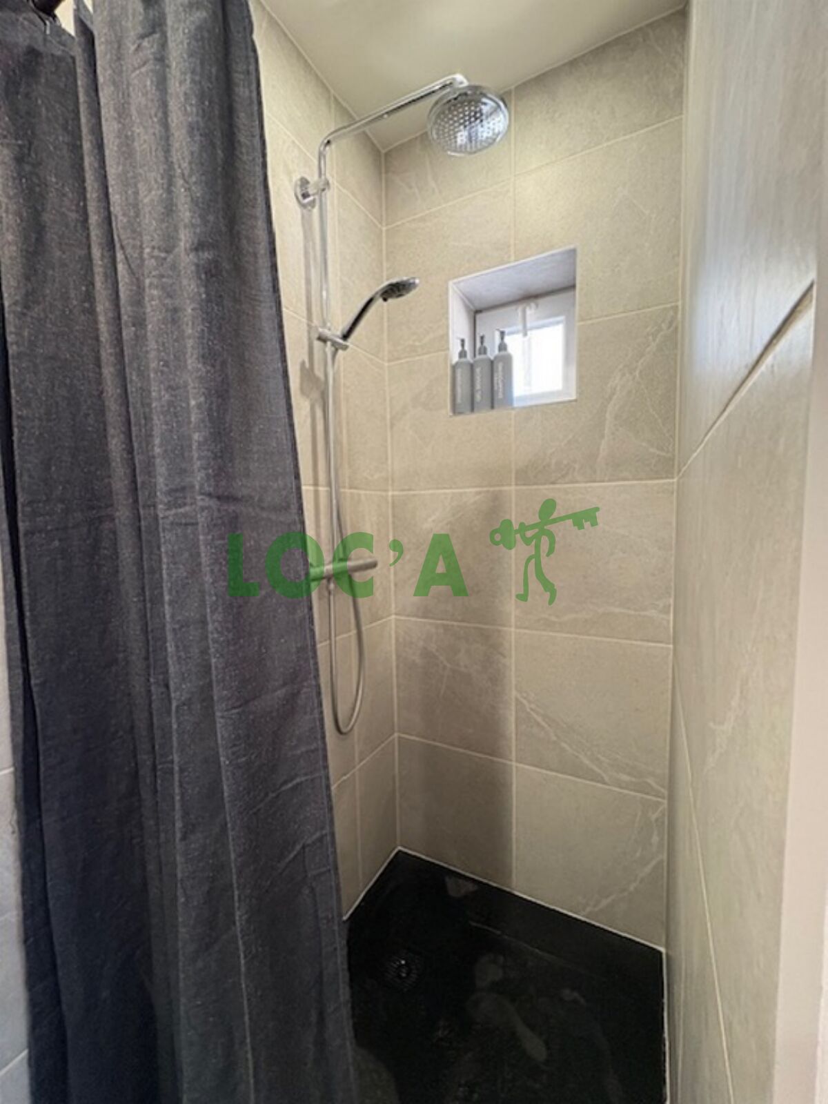 Photo Location Studio 18 m² à Dijon 650 ¤ CC /mois image 3/4