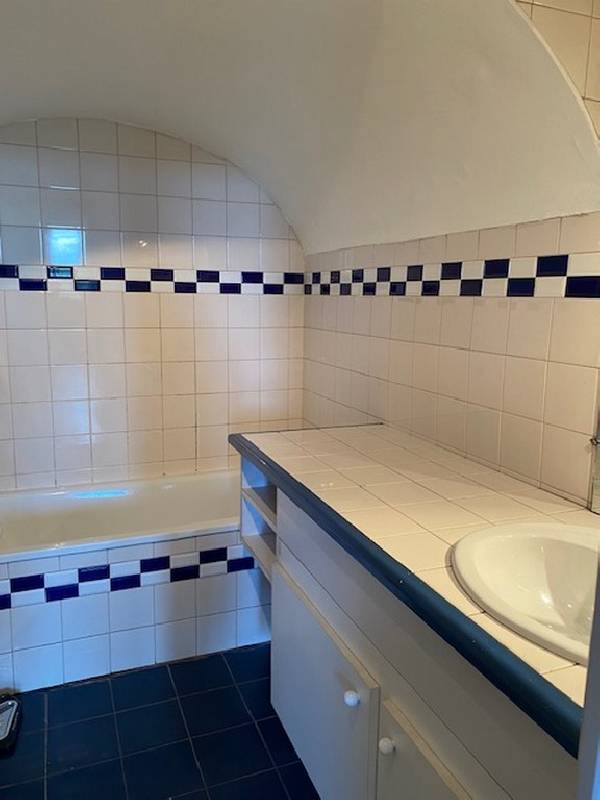 Photo Location T2 71 m² à Caluire-Et-Cuire 1 107 ¤ CC /mois image 3/3