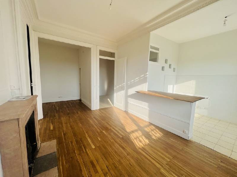 Location T3 65 m² à Caluire-Et-Cuire 982 ¤ CC /mois