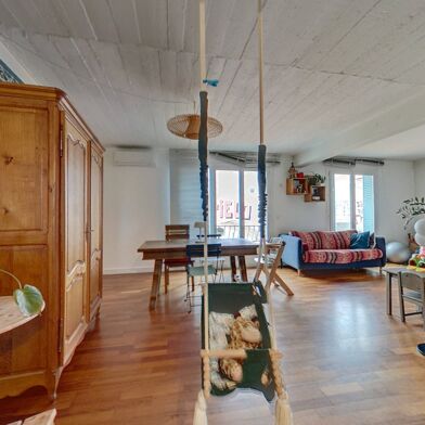 Appartement 3 pièces 240000 €