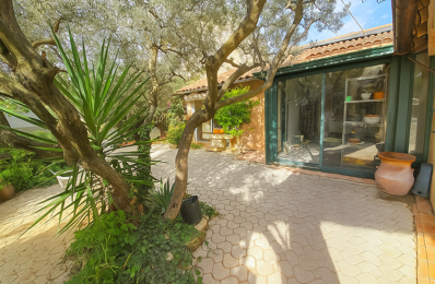 Dept 84 - Robion - Maison de hameau avec jardin et studio in — photo du bien