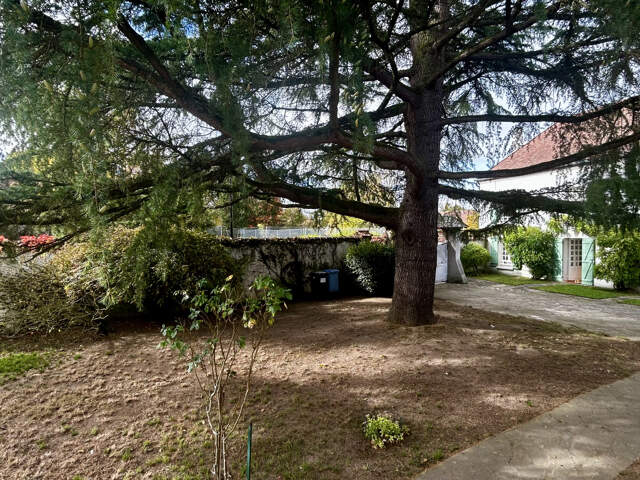 Coulombs   Authentique maison de caractère du XIX? siècle av — photo du bien