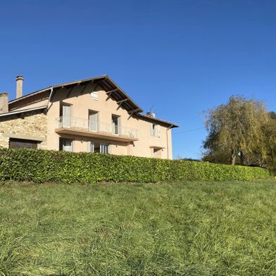 Maison 8 pièces 215000 €