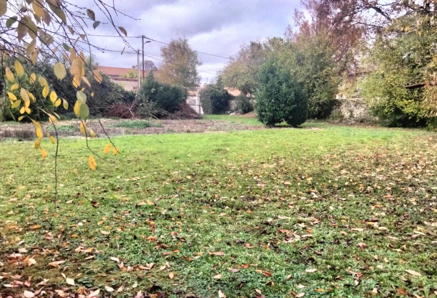 Terrain constructible 850m2 centre Cissé — photo 1