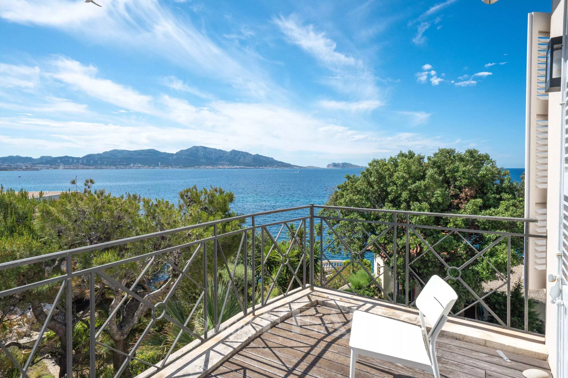 Villa / Maison  T8 à vendre Marseille 7eme 13007