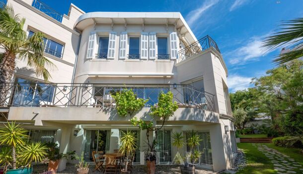 Villa / Maison 8 pièces  à vendre Marseille 7eme 13007