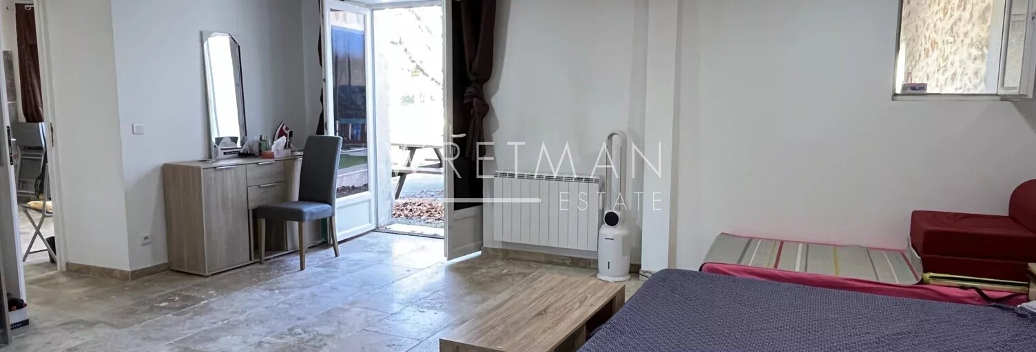 Maison 12 Pièces 400 m² à vendre à Saint-Paul-en-Forêt (83440)
