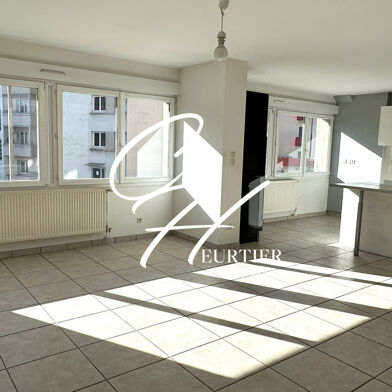 Appartement 4 pièces 270000 €