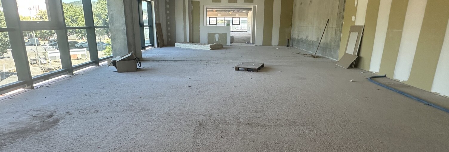 Bureau  100 m² à louer à Manosque (04100)